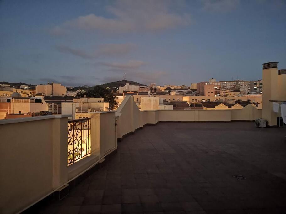 Lujoso Piso Centro Aparcamiento Privado, Terraza & Ac Apartman Málaga Kültér fotó