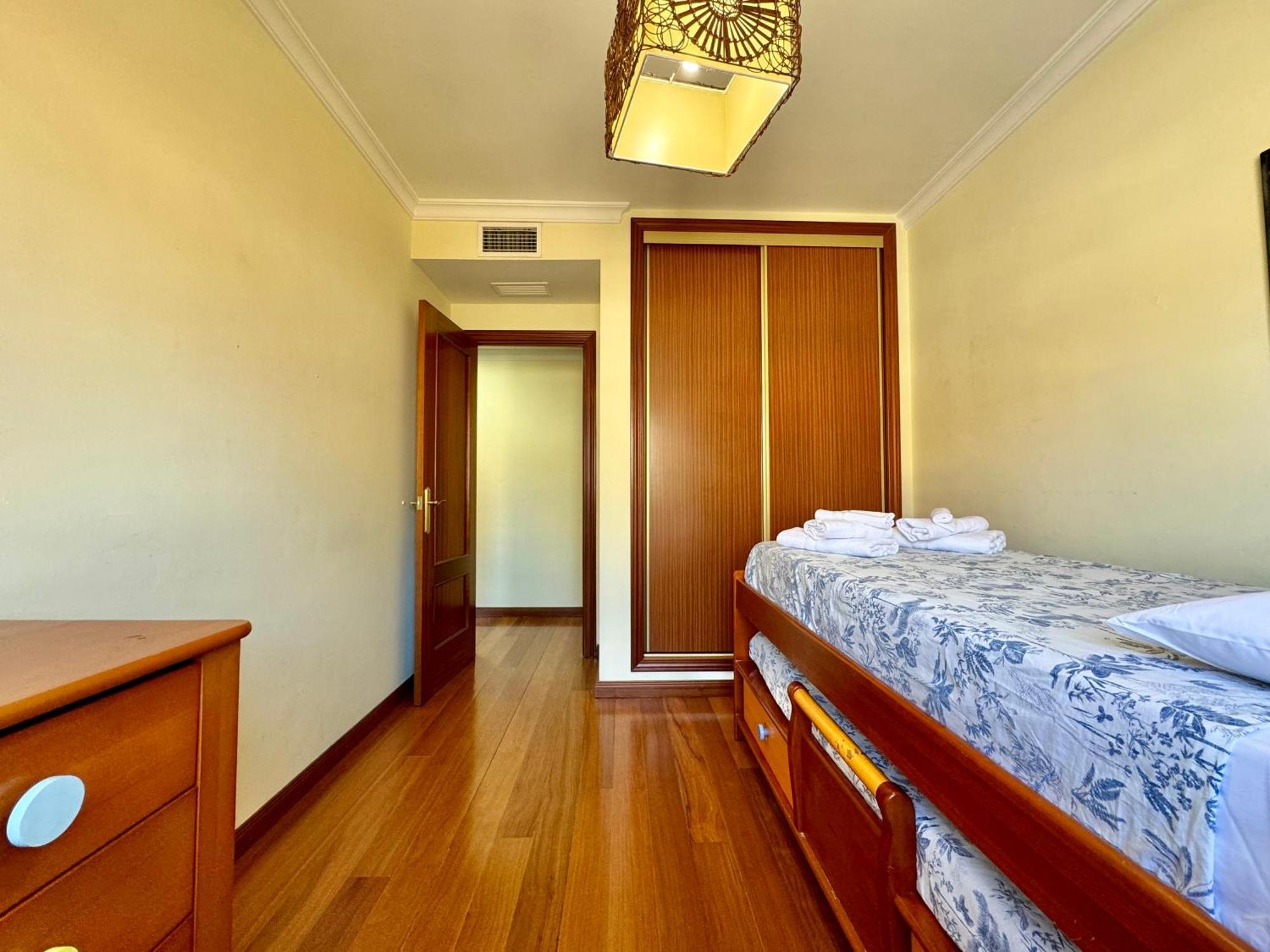 Lujoso Piso Centro Aparcamiento Privado, Terraza & Ac Apartman Málaga Kültér fotó
