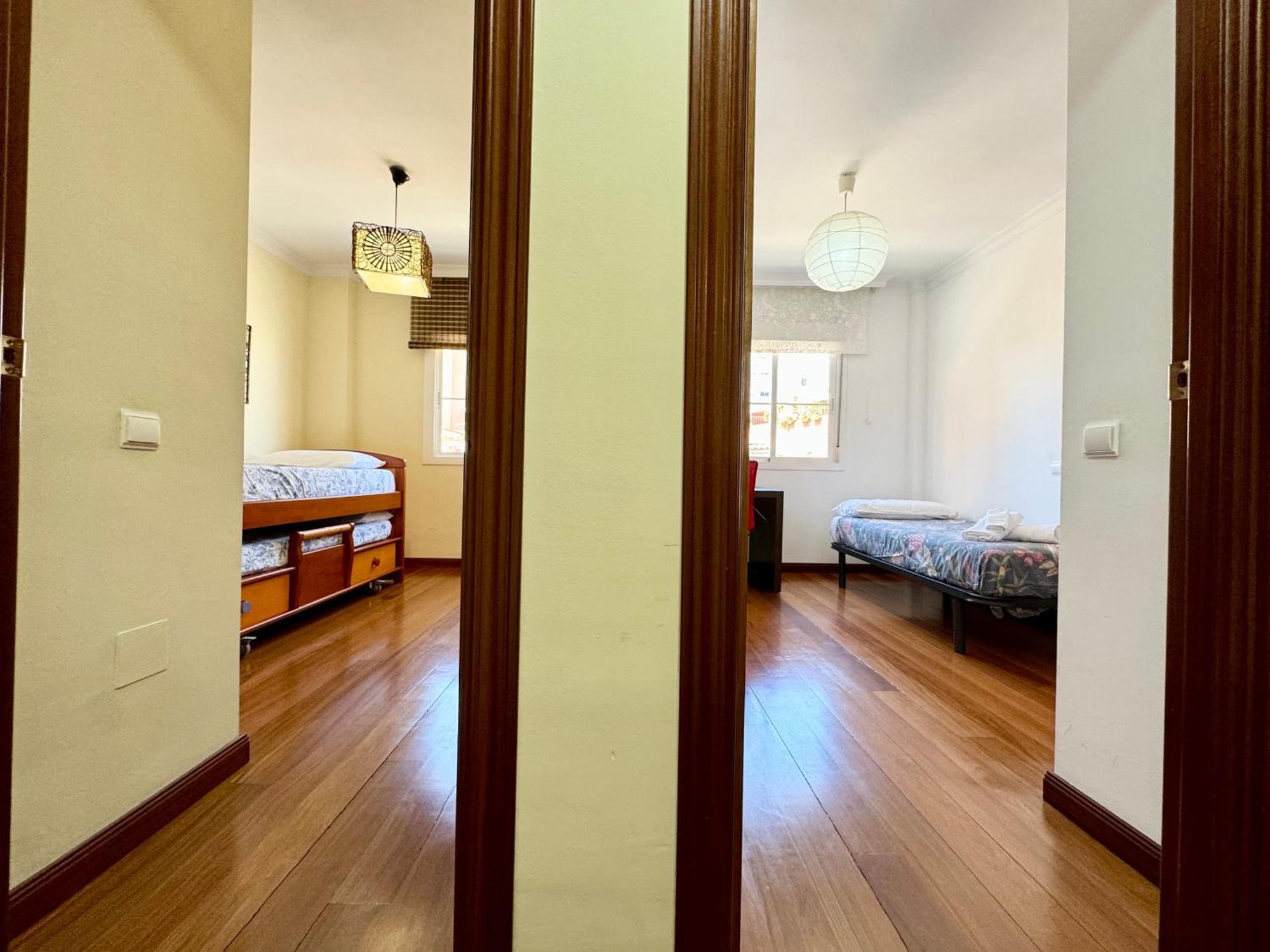 Lujoso Piso Centro Aparcamiento Privado, Terraza & Ac Apartman Málaga Kültér fotó